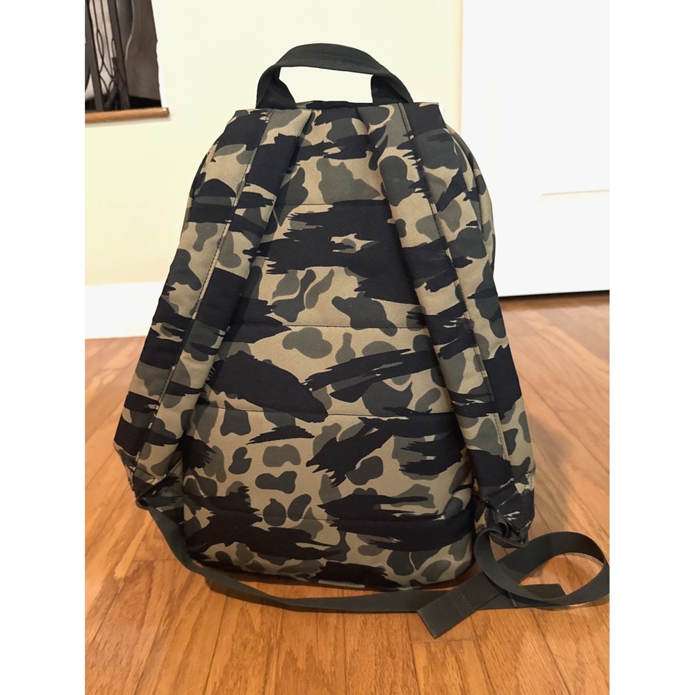 Carhartt Backpack Camouflage Green 21L Classic Laptop School Book Bag Travel - Picture 3 of 10